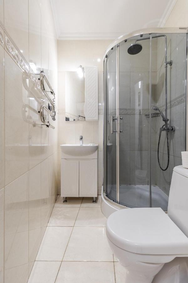 Fredra 4A Street Appartement Lviv Buitenkant foto